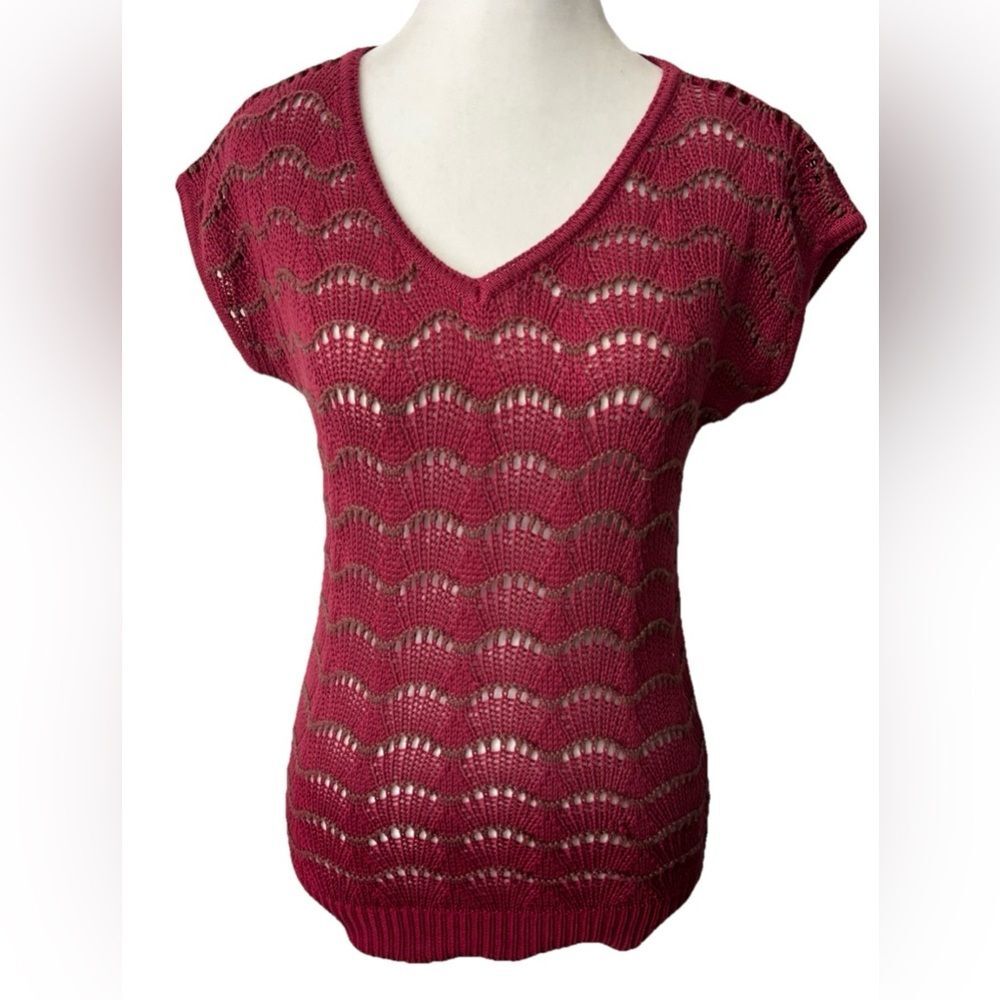 LUCA LUCA designer Burgundy sleeveless sweater made in Italy Size Small